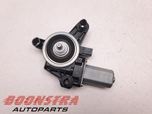 Używane Silnik szyby drzwiowej Mercedes B (W247) 2.0 B-200d Cena € 24,95 Procedura marży oferowane przez Boonstra Autoparts