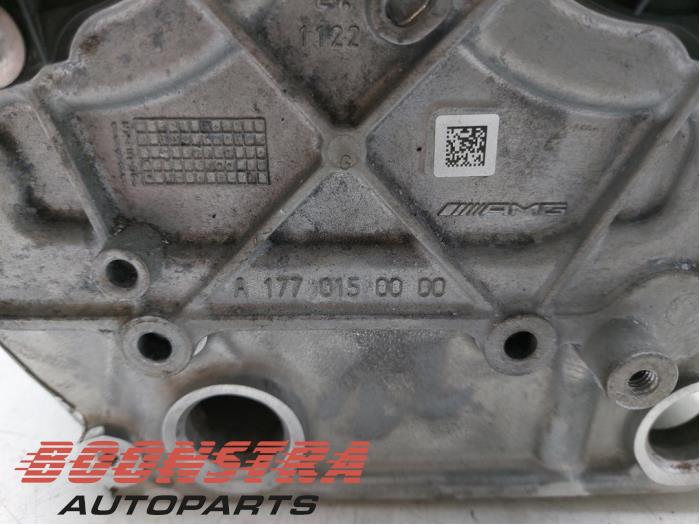 Topplock från en Mercedes-Benz C (W205) C-63 AMG 4.0 V8 Biturbo 2017