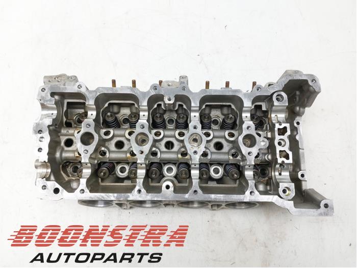 Topplock från en Mercedes-Benz C (W205) C-63 AMG 4.0 V8 Biturbo 2017