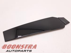 Begagnade B-stolpe, skydd Lamborghini Urus 4.0 V8 Pris € 41,95 Marginaltabell erbjuds av Boonstra Autoparts