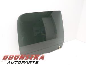 Begagnade Dörrfönster, 4-dörrars, höger bak Dodge Ram 1500 Crew Cab (DS/DJ/D2) 5.7 V8 Hemi 2500 4x4 Pris € 114,89 Inklusive moms erbjuds av Boonstra Autoparts