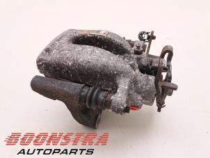 Gebruikte Remklauw (Tang) links-achter Peugeot Partner (GC/GF/GG/GJ/GK) 1.6 HDI 75 Phase 1 Prijs € 30,19 Inclusief btw aangeboden door Boonstra Autoparts