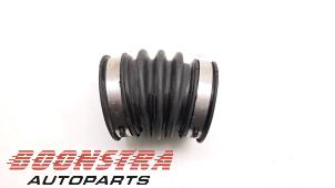 Używane Waz ssacy powietrza Fiat Freemont 2.0 MultiJet 170 16V Cena € 24,95 Procedura marży oferowane przez Boonstra Autoparts