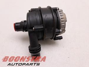 Begagnade Extra vattenpump Fiat Ducato (250) 2.2 D 160 Multijet 3 Pris € 114,89 Inklusive moms erbjuds av Boonstra Autoparts