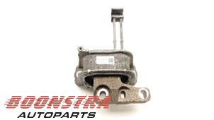 Gebruikte Motorsteun Volkswagen Golf VII (AUA) 1.0 TSI 12V BlueMotion Prijs € 32,95 Margeregeling aangeboden door Boonstra Autoparts