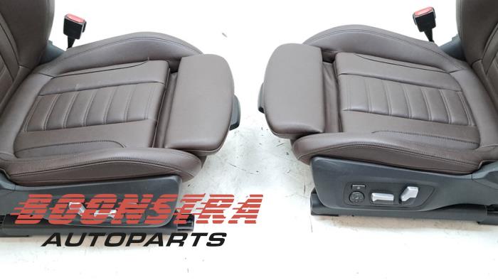 Klädsel, uppsättning (komplett) från en BMW 4 serie (G22) 420i 2.0 TwinPower Turbo 16V 2021