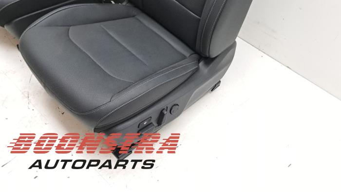 Klädsel, uppsättning (komplett) från en Kia EV6 (CV) 77.4 kWh RWD 2023