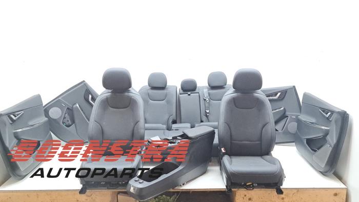 Klädsel, uppsättning (komplett) från en Kia EV6 (CV) 77.4 kWh RWD 2023