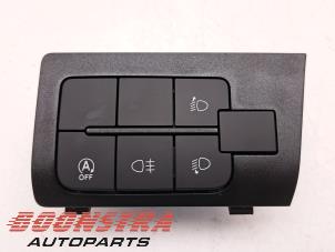 Begagnade Ljusbrytare Fiat Ducato (250) 2.2 D 140 Multijet 3 Pris € 60,44 Inklusive moms erbjuds av Boonstra Autoparts