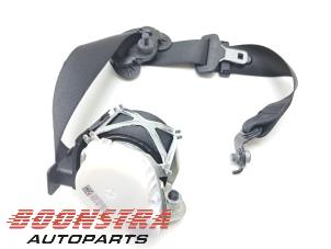 Begagnade Främre säkerhetsbälte, höger BMW 3 serie Touring (F31) 320d 2.0 16V EfficientDynamicsEdition Pris € 24,95 Marginaltabell erbjuds av Boonstra Autoparts