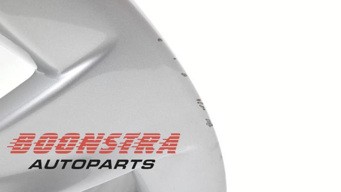 Hjul från en Tesla Model S 70 2016