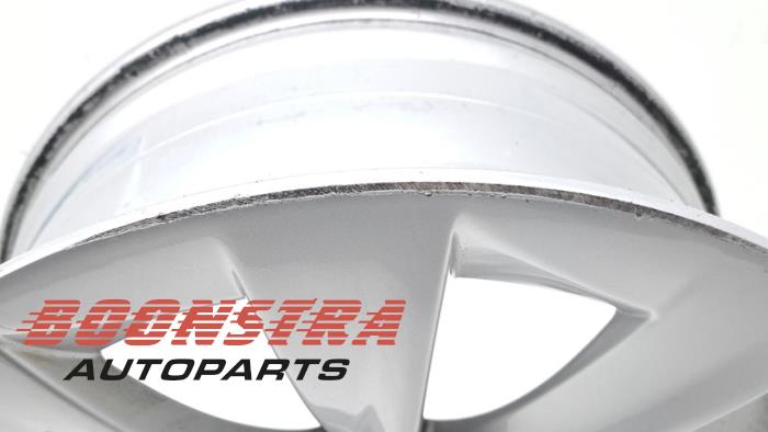 Hjul från en Tesla Model S 70 2016