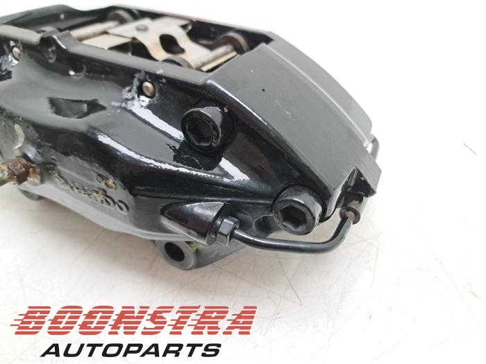 Främre bromsok, vänster från en Maserati Spyder 4.2 V8 32V 2004