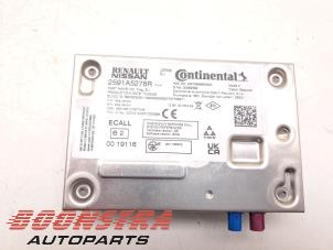 Używane Modul nawigacji Dacia Sandero III 1.0 TCe 100 12V ECO-G Cena € 149,95 Procedura marży oferowane przez Boonstra Autoparts