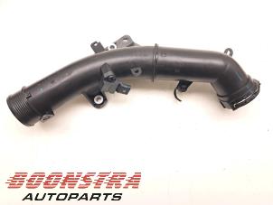 Begagnade Laddluftkylarrör Lynk &amp; Co 01 1.5 PHEV Pris € 99,95 Marginaltabell erbjuds av Boonstra Autoparts