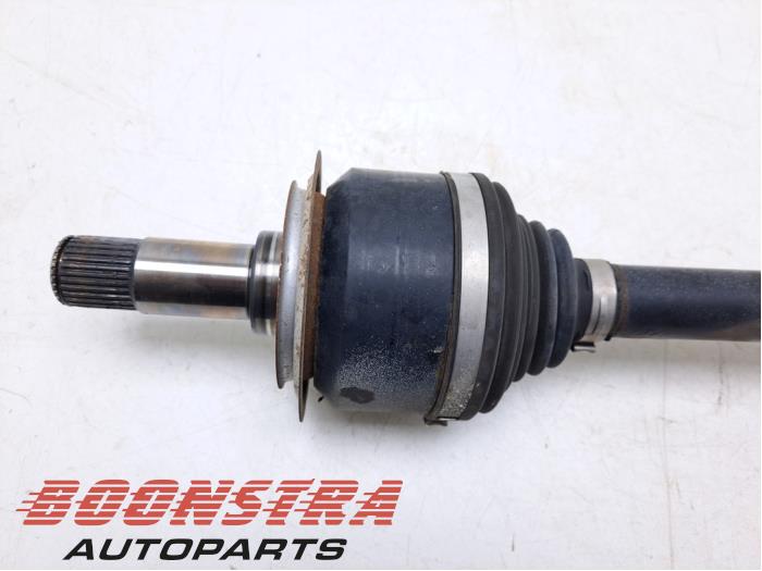 Drivaxel, höger bak från en Mercedes-Benz Vito (447.6) 2.2 116 CDI 16V 2020