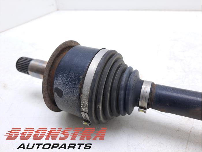 Drivaxel, höger bak från en Mercedes-Benz Vito (447.6) 2.2 116 CDI 16V 2020