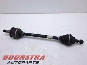 Begagnade Drivaxel, höger bak Mercedes Vito (447.6) 2.2 116 CDI 16V Pris € 59,95 Marginaltabell erbjuds av Boonstra Autoparts