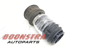 Begagnade Luftfjäder Landrover Range Rover Velar (LY) 3.0 D300 AWD Pris € 174,95 Marginaltabell erbjuds av Boonstra Autoparts