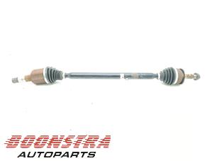 Begagnade Drivaxel, höger fram Opel Astra K Sports Tourer 1.6 CDTI 110 16V Pris € 84,95 Marginaltabell erbjuds av Boonstra Autoparts