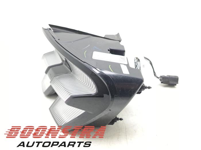 Achterlicht rechts van een Ford Mustang Mach-E 2023