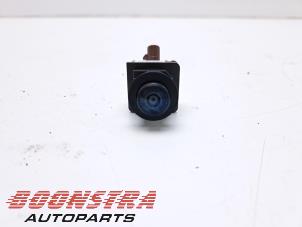 Używane Kamera cofania Ford Mustang Mach-E Cena € 224,95 Procedura marży oferowane przez Boonstra Autoparts