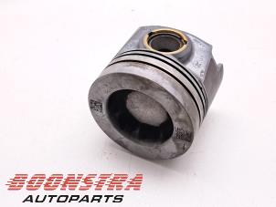 Gebruikte Zuiger Volkswagen Crafter (SY) 2.0 TDI FWD Prijs € 193,54 Inclusief btw aangeboden door Boonstra Autoparts