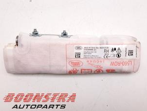 Używane Poduszka powietrzna fotela (siedzisko) Landrover Range Rover Velar (LY) 3.0 D300 AWD Cena € 149,95 Procedura marży oferowane przez Boonstra Autoparts