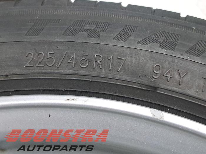 Hjuluppsättning + däck från en Mercedes-Benz C (W205) C-220 2.2 CDI BlueTEC, C-220 d 16V 2017