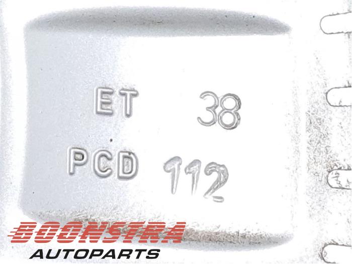 Hjuluppsättning + däck från en Mercedes-Benz C (W205) C-220 2.2 CDI BlueTEC, C-220 d 16V 2017