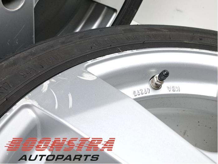 Hjuluppsättning + däck från en Mercedes-Benz C (W205) C-220 2.2 CDI BlueTEC, C-220 d 16V 2017