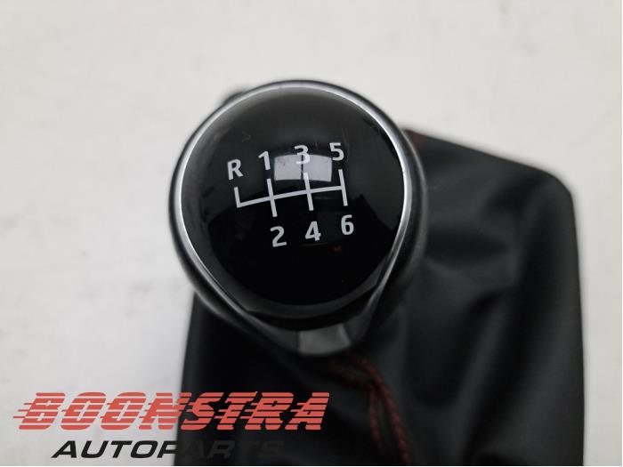 Växelspak från en Seat Leon (KLB) 1.5 TSI 16V 2021