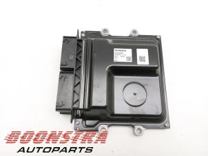 Begagnade Dator, motorstyrning Volvo V90 Cross Country (PZ) 2.0 T5 16V AWD Pris € 194,95 Marginaltabell erbjuds av Boonstra Autoparts