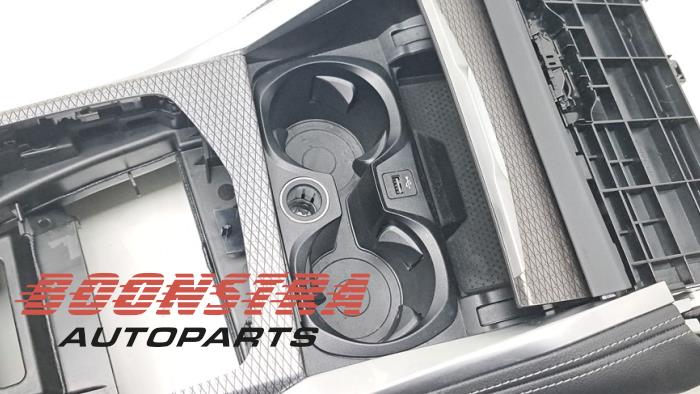 Klädsel, uppsättning (komplett) från en BMW i4 (G26) eDrive40 84 kWh 2023