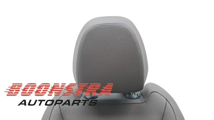 Klädsel, uppsättning (komplett) från en BMW i4 (G26) eDrive40 84 kWh 2023