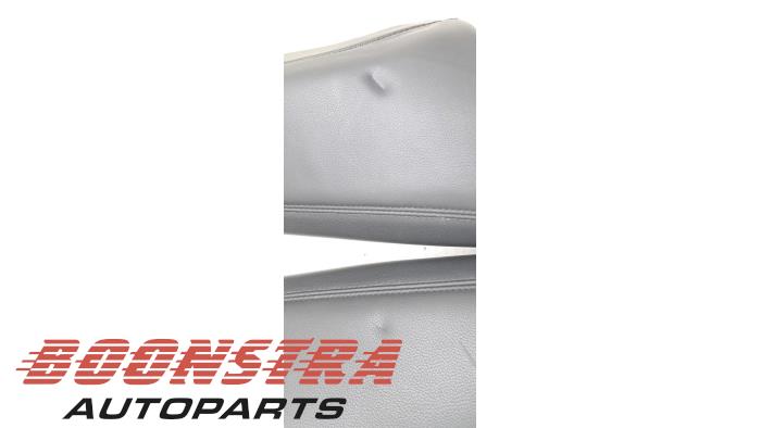 Klädsel, uppsättning (komplett) från en Hyundai i40 (VFA) 1.7 CRDi 16V 2016