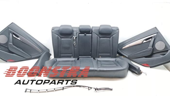 Klädsel, uppsättning (komplett) från en Hyundai i40 (VFA) 1.7 CRDi 16V 2016