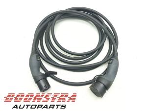 Begagnade Hybridladdkabel Mercedes A (177.0) 1.3 A-250 e Turbo 16V Pris € 209,95 Marginaltabell erbjuds av Boonstra Autoparts