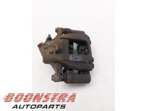 Gebruikte Remklauw (Tang) links-achter Volkswagen Crafter 2.0 TDI 16V Prijs € 42,29 Inclusief btw aangeboden door Boonstra Autoparts