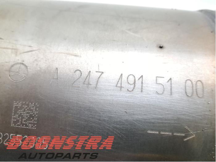 Ljuddämpare, mitten från en Mercedes-Benz A (177.0) 1.3 A-250 e Turbo 16V 2023