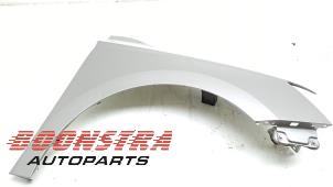 Begagnade Framskärm, höger Skoda Fabia III Combi (NJ5) 1.2 TSI 16V Greentech Pris € 144,95 Marginaltabell erbjuds av Boonstra Autoparts