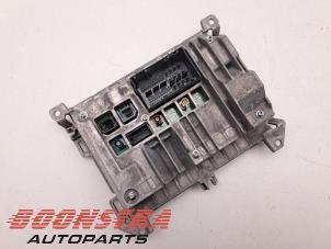 Begagnade Navigeringsdisplay Jeep Wrangler (JL) 2.0 T 16V Pris € 129,95 Marginaltabell erbjuds av Boonstra Autoparts