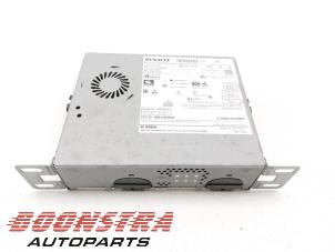Gebruikte Radio module Renault Talisman Estate (RFDK) 1.3 TCE 140 16V Prijs € 217,74 Inclusief btw aangeboden door Boonstra Autoparts