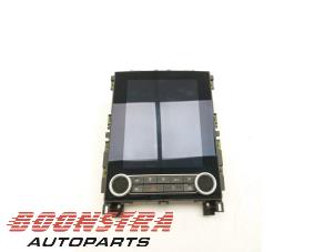 Gebruikte Display Interieur Renault Talisman Estate (RFDK) 1.3 TCE 140 16V Prijs € 483,94 Inclusief btw aangeboden door Boonstra Autoparts