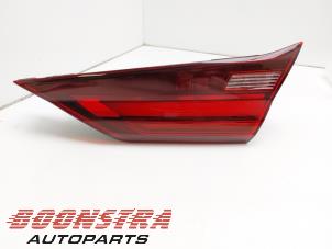 Gebruikte Achterlicht rechts BMW 1 serie (F40) 118i 1.5 TwinPower 12V Prijs € 69,95 Margeregeling aangeboden door Boonstra Autoparts