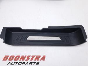 Gebruikte Sierstrip Mercedes V (447.8) 2.1 250 BlueTEC, 250 d 16V Prijs € 94,95 Margeregeling aangeboden door Boonstra Autoparts