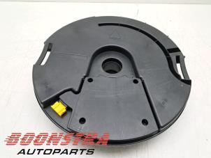 Begagnade Bashögtalare Seat Arona (KJX) 1.0 TSI 12V Pris € 66,49 Inklusive moms erbjuds av Boonstra Autoparts