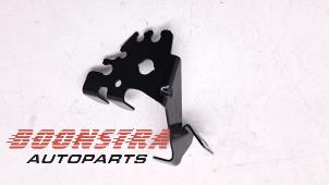 Używane Wspornik (rózne) BMW 7 serie (G11/12) Cena € 30,19 Z VAT oferowane przez Boonstra Autoparts