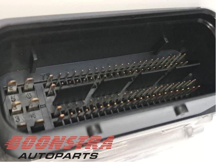 AdBlue-dator från en Mercedes-Benz V (447.8) 2.1 250 BlueTEC, 250 d 16V 2016