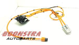 Gebruikte Oplaadpunt stekker aansluiting BMW i5 (G60) eDrive40 84 kWh Prijs € 483,94 Inclusief btw aangeboden door Boonstra Autoparts